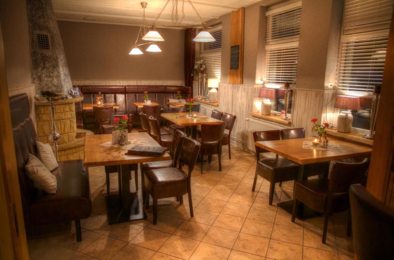 Restaurant Und Pension Zur Nassen Ecke Wittenbeck Exterior photo